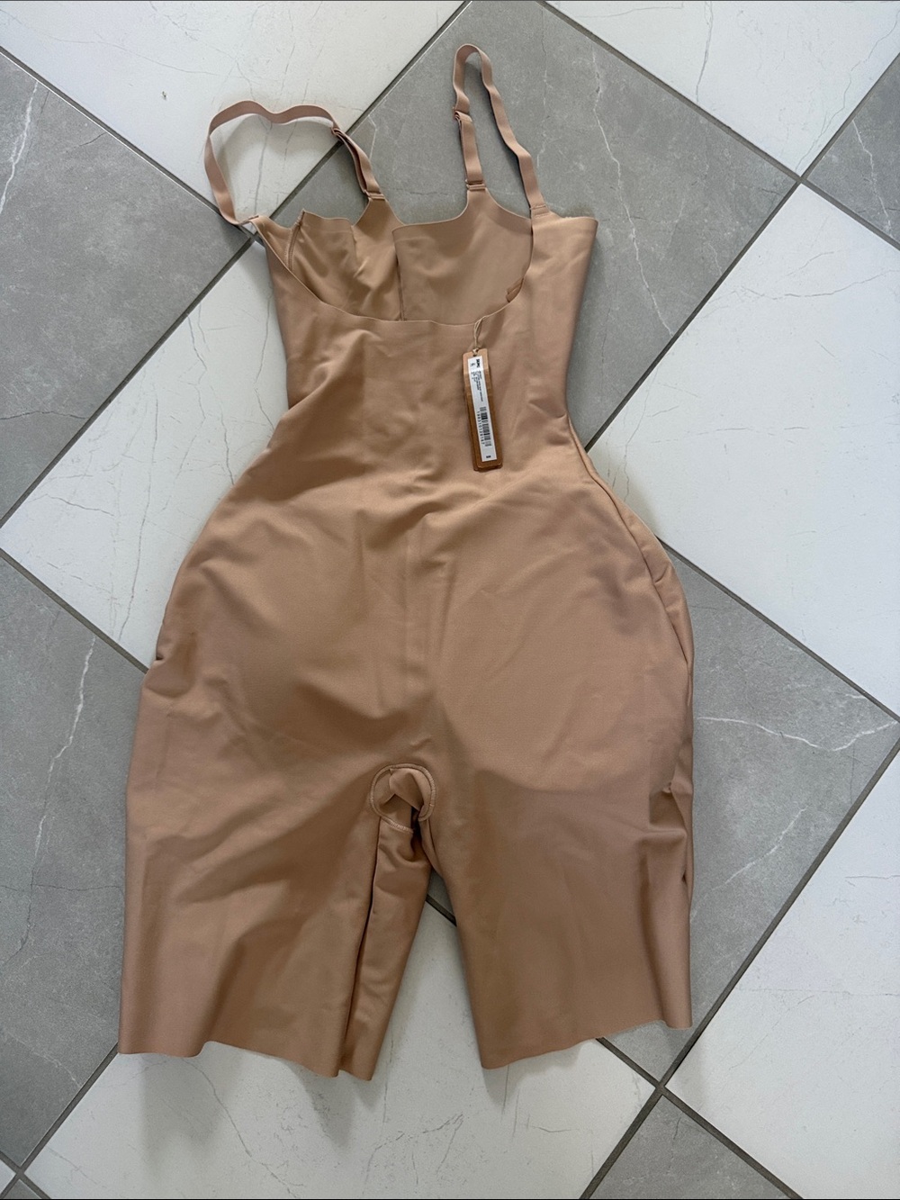 NWT SKIMS BODY BUTT-ENHANCING OPEN BUST PADDED BODYSUIT Size S - Picture 4 of 5